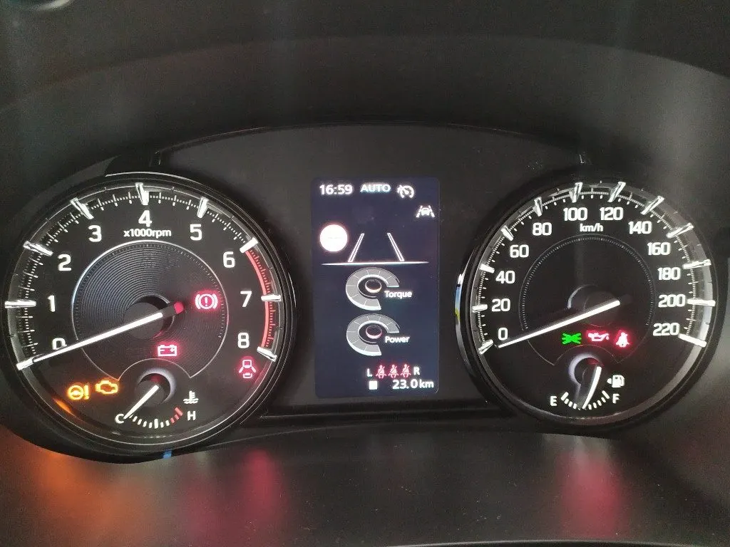 Suzuki Vitara, foto 9