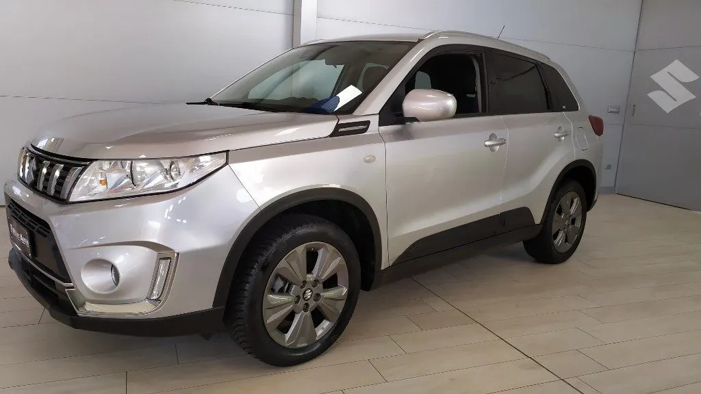 Suzuki Vitara, foto 1