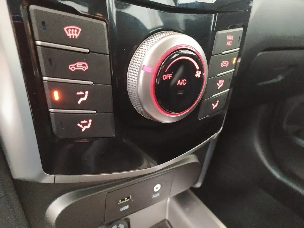 SsangYong Tivoli, foto 12