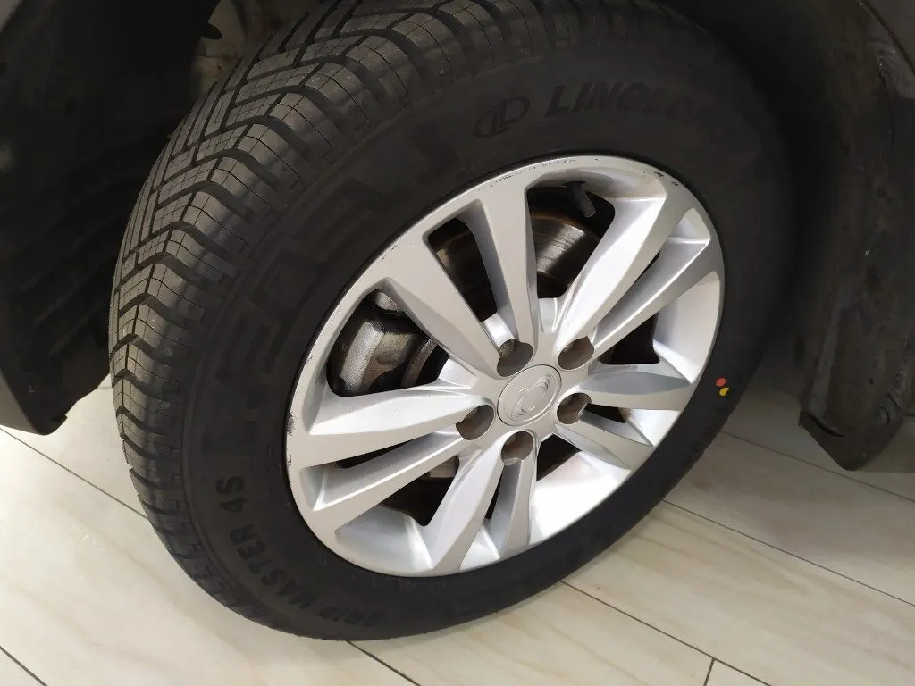 SsangYong Tivoli, foto 14