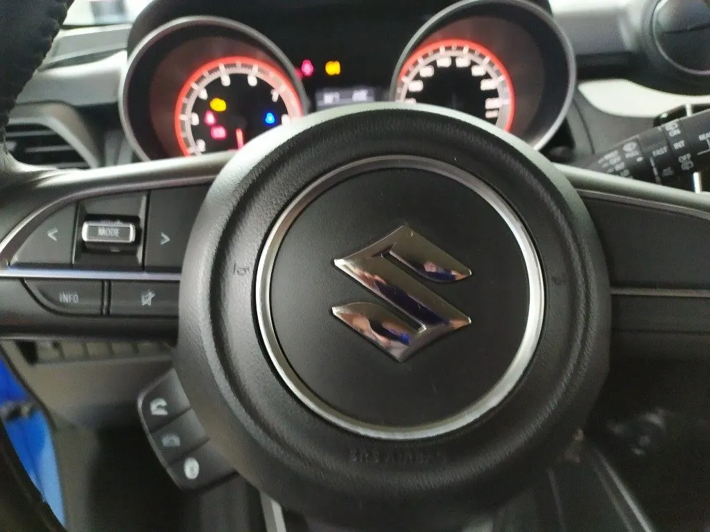 Suzuki Swift, foto 13
